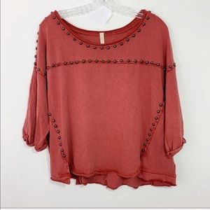 FREE PEOPLE | Studded High/Low Hem Top Sz. L
